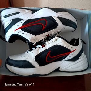 Mens Nike Monarch Sneakers